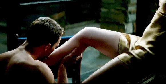 Ny «Fifty Shades» slaktes: «For lite sex»
